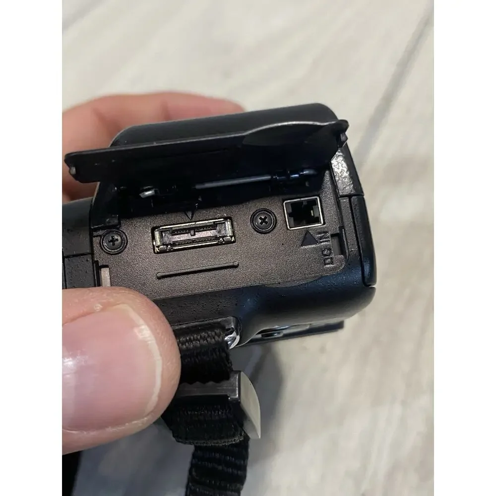 Sony see pictures
